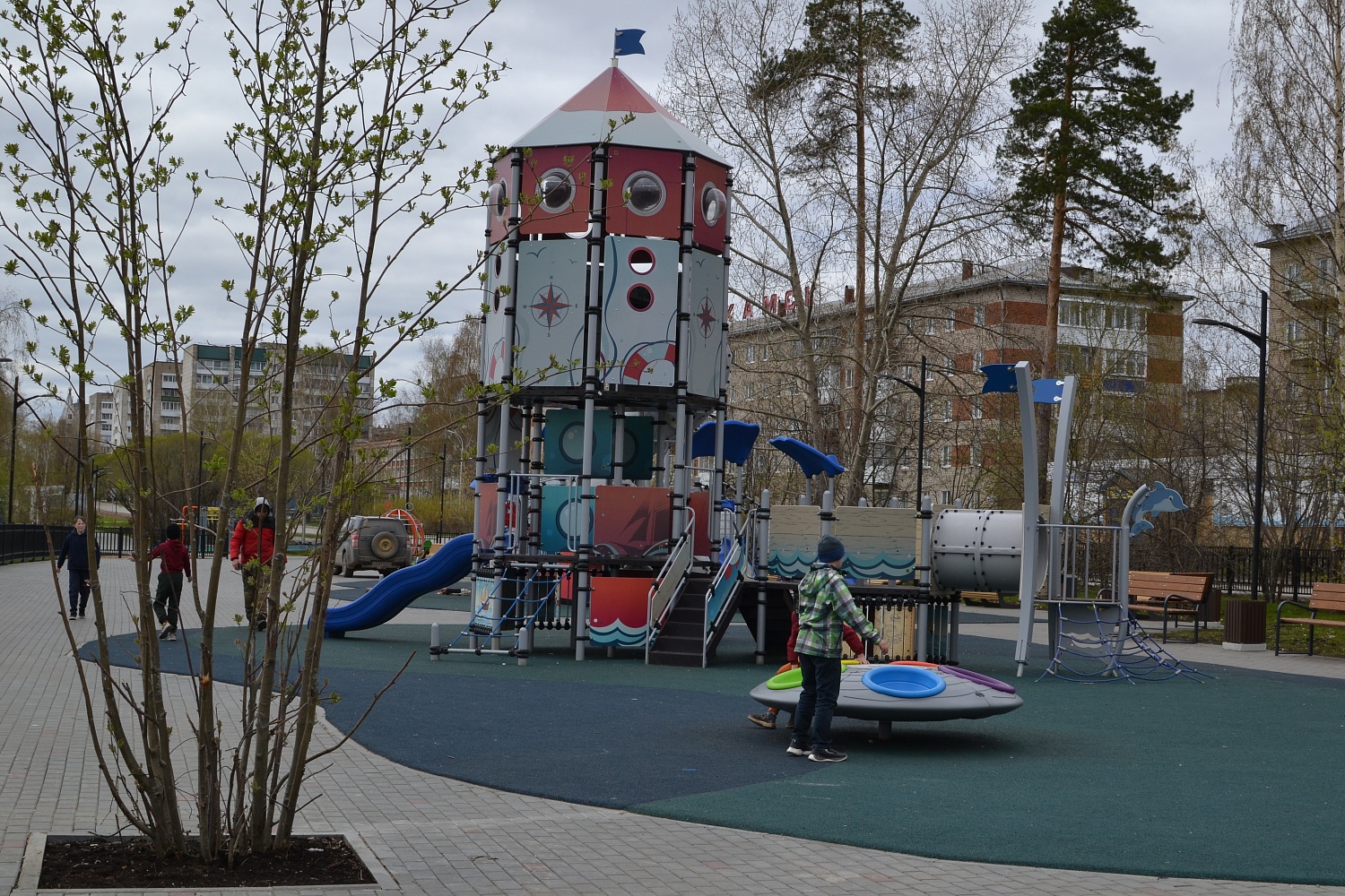 Детское игровое оборудование для набережной города Краснокамск